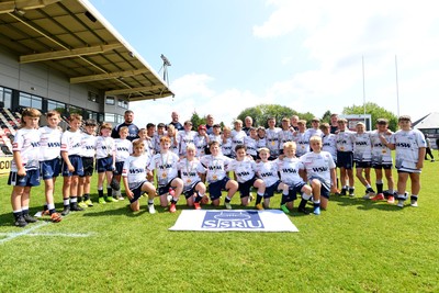 210525 - Carmarthen v Swansea - WSRU Junior Group - U11s DC Thomas Plate Final - Swansea team photo at full time
