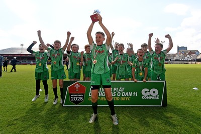 210525 - Carmarthen v Swansea - WSRU Junior Group - U11s DC Thomas Plate Final - Carmarthen celebrate lifting the trophy at full time