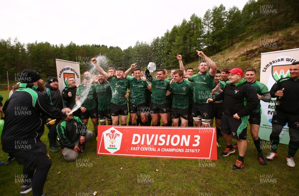 290417 - Cambrian Welfare RFC v Taffs Well RFC - WRU Division 3 East Central A - Cambrian Welfare  celebrate winning the league  