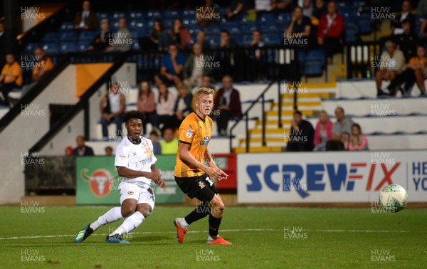 140818 - Cambridge United v Newport County - EFL Cup - Antoine Semenyo of Newport County scores his sides fourth goal