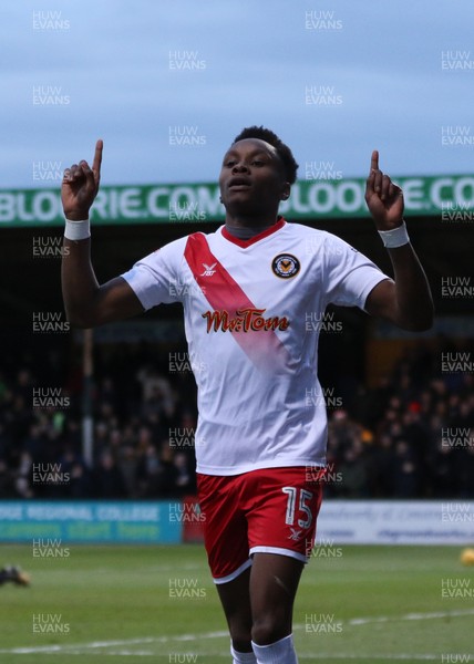 161217 - Cambridge United v Newport County, Sky Bet League 2 - Shawn McCoulsky of Newport County celebrates after scoring goal