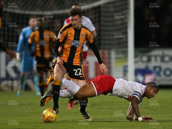 161217 - Cambridge United v Newport County, Sky Bet League 2 - Joss Labadie of Newport County and Paul Lewis of Cambridge United compete for the ball