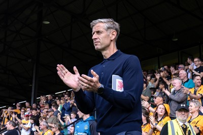 300825 - Cambridge United v Newport County - Sky Bet League 2 - Newport manager David Hughes 