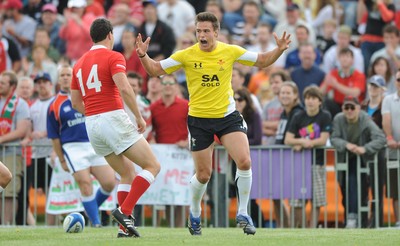 30.05.09 - Canada v Wales - Wales' Chris Czekaj celebrates his try. 