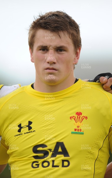 30.05.09 - Canada v Wales - Wales' Jonathan Davies lines up for the national anthems. 
