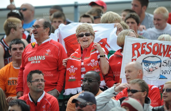 30.05.09 - Canada v Wales - Wales fans. 