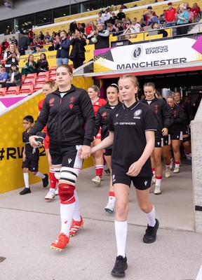 300825 - Canada v Wales, Women’s Rugby World Cup - Captain Bethan Lewis walks out with the team