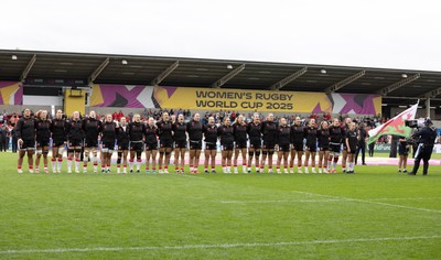 300825 - Canada v Wales, Women’s Rugby World Cup - The Wales team line up for the anthems