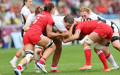 300825 - Canada v Wales, Women’s Rugby World Cup - Maisie Davies of Wales charges forward