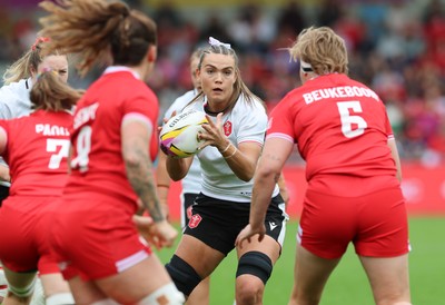 300825 - Canada v Wales, Women’s Rugby World Cup - Bryonie King of Wales