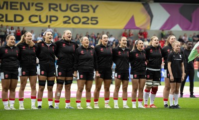 300825 - Canada v Wales, Women’s Rugby World Cup - The Wales team line up for the anthems