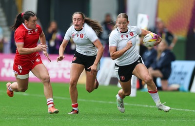 300825 - Canada v Wales, Women’s Rugby World Cup - Carys Cox of Wales