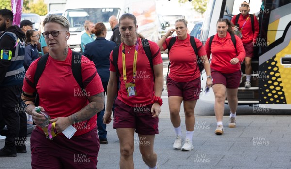 300825 - Canada v Wales, Women’s Rugby World Cup - Donna Rose of Wales and Lisa Neumann of Wales arrive at the stadium ahead of the match against Canada