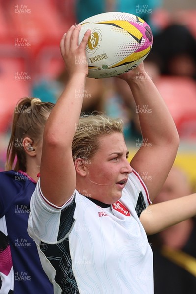 300825 - Canada v Wales, Women’s Rugby World Cup - Molly Reardon of Wales