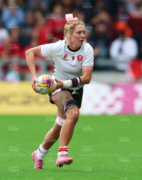 300825 - Canada v Wales, Women’s Rugby World Cup - Georgia Evans of Wales