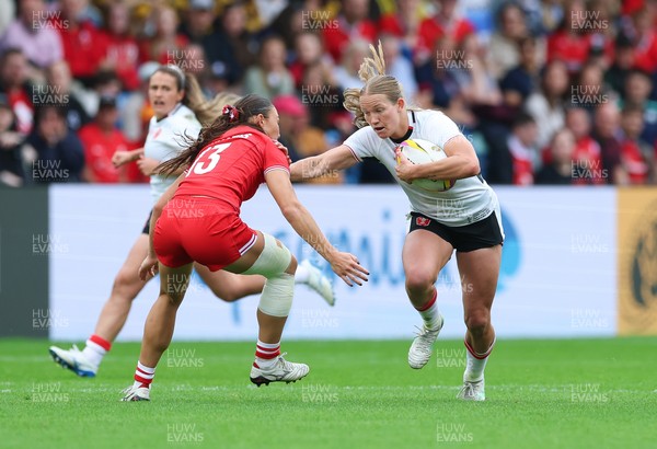 300825 - Canada v Wales, Women’s Rugby World Cup - Carys Cox of Wales