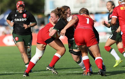 270822 - Canada Women v Wales Women, Summer 15’s World Cup Warm up match - Abbie Fleming of Wales charges forward