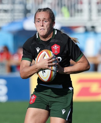 270822 - Canada Women v Wales Women, Summer 15’s World Cup Warm up match - Hannah Jones of Wales on the charge