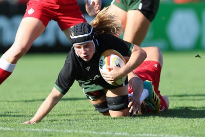 270822 - Canada Women v Wales Women, Summer 15’s World Cup Warm up match - Beth Lewis of Wales looks to make for the try line