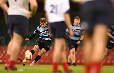 081221 - Cardiff and Vale College v Llandovery College - Nationals Schools and Colleges Cup Final - Finn Charles of Cardiff and Vale College