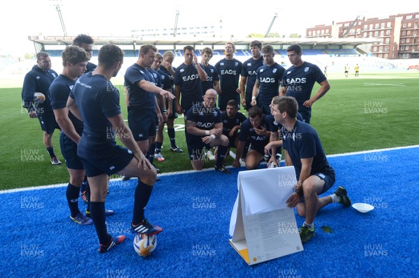 200813 - Cardiff Blues Artificial Pitch Unveiling at Cardiff Arms Park -Cardiff Blues players train on the new artificial pitch at Cardiff Arms Park