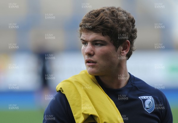 200313 - Cardiff Blues Training -Harry Robinson