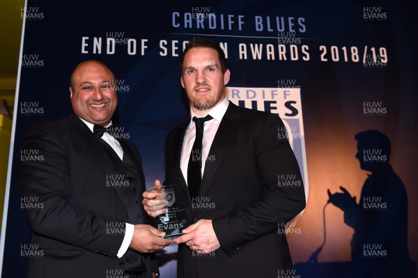 090519 - Cardiff Blues Awards - Gethin Jenkins receives the Special Recognition Award