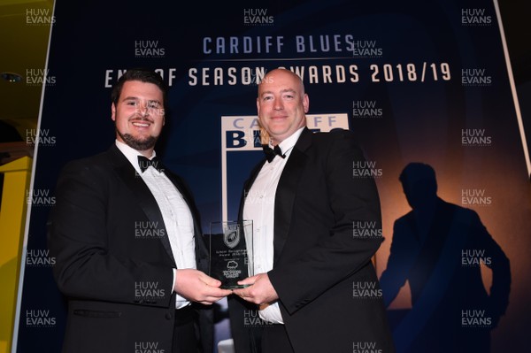 090519 - Cardiff Blues Awards - Simon Edwards receives the School Recognition Award