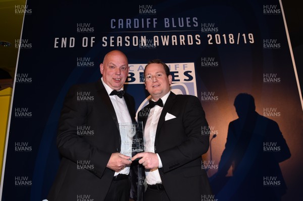 090519 - Cardiff Blues Awards - Roy Wilkinson receives the Outstanding Contribution to Community Rugby Award