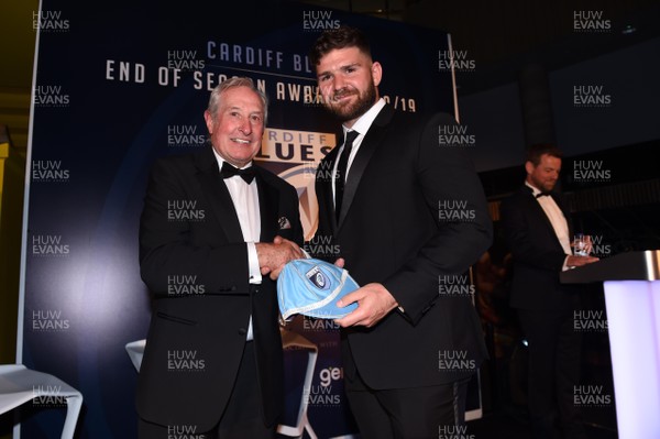 090519 - Cardiff Blues Awards - Kirby Myhill receives his 50th cap from Sir Gareth Edwards