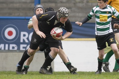 25.04.10 Cowbridge U12s v Rhiwbina U12s - Blues Cup - Action from The Under 12's Blues' cup Final: Cowbridge v Rhiwbina. 