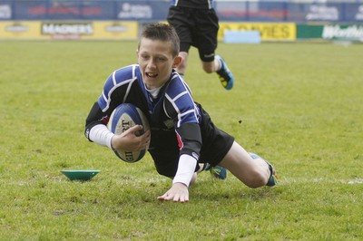 25.04.10 Rumney U11's v Gwernyfed U11's - Blues Cup - Action from The Under 11's Blues' cup Final: Rumney v Gwernyfed. 