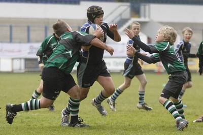 25.04.10 Rumney U11's v Gwernyfed U11's - Blues Cup - Action from The Under 11's Blues' cup Final: Rumney v Gwernyfed. 