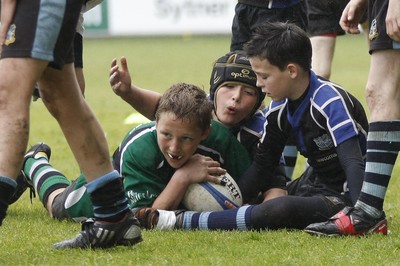 25.04.10 Rumney U11's v Gwernyfed U11's - Blues Cup - Action from The Under 11's Blues' cup Final: Rumney v Gwernyfed. 