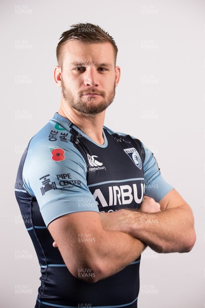 031115 - Cardiff Blues Squad Portraits -Cam Dolan