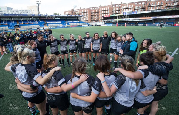 010919 - Cardiff Blues v Ospreys, WRU Women's Regional Championship - The Ospreys Women's team huddle together at the end of the match