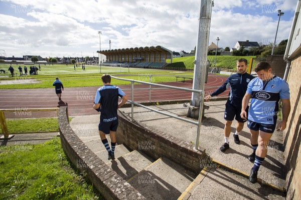 011018 - Cardiff Blues Open Training - Players walk out onto Jenner Park