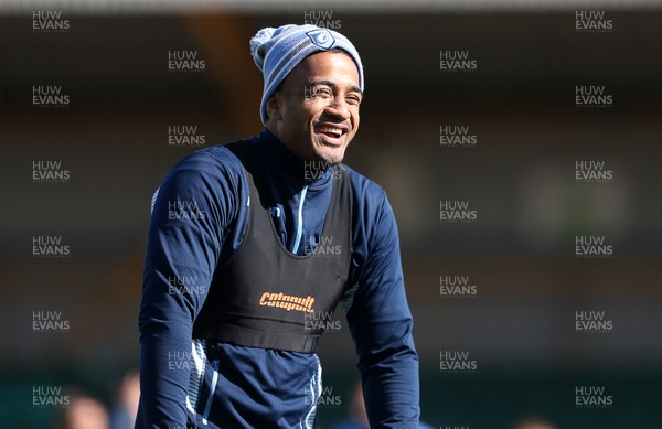 011018 - Cardiff Blues Open Training - Rey Lee-Lo during training