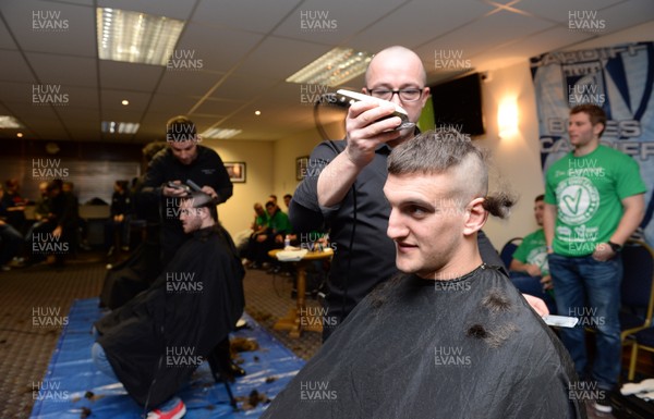 311213 - Cardiff Blues Charity Hair Shave -Sam Warburton has his hair shaved off to raise money for Velindre in support of team Mattew Rees who is being treated for testicular cancer