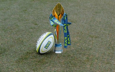 10.03.10 - Cardiff Blues - LV= Cup and match ball. 