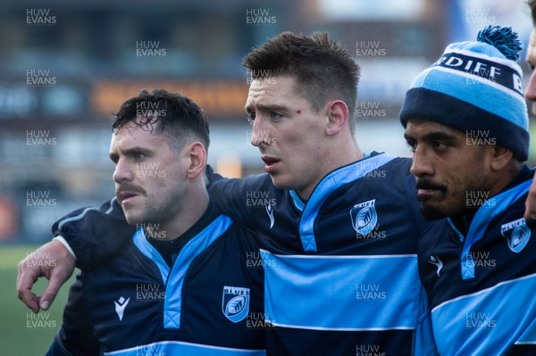 041219 - Cardiff Blues Rugby Training - Tomos Williams and Josh Adams during training