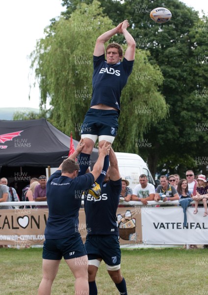 240713 - Cardiff Blues training session at The Royal Welsh Show