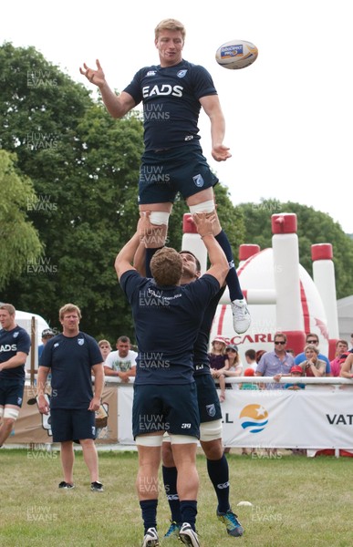 240713 - Cardiff Blues training session at The Royal Welsh Show