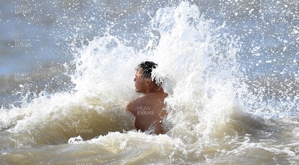 280720 - Cardiff Blues Sea Recovery - Jarrod Evans during sea recovery session at Barry Island