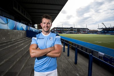 030718 - Cardiff Blues - Picture shows Blues new signing Jason Harries