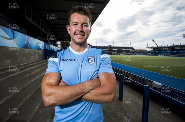 030718 - Cardiff Blues - Picture shows Blues new signing Jason Harries