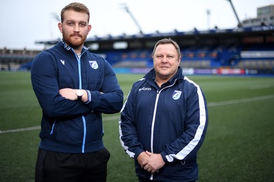 270120 - Cardiff Blues - Cardiff Blues new signing Sam Moore with John Mulvihill