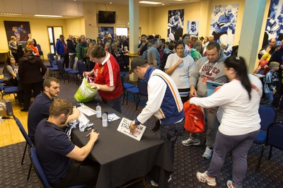 010514 - Sam Warburton and Leigh Halfpenny at Cardiff Blues signing session for fans - 