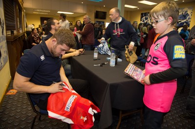 010514 - Sam Warburton and Leigh Halfpenny at Cardiff Blues signing session for fans - 