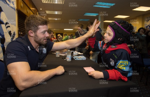 010514 - Sam Warburton and Leigh Halfpenny at Cardiff Blues signing session for fans - 